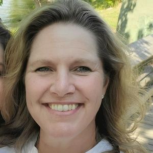 Meet your Posher, Alison